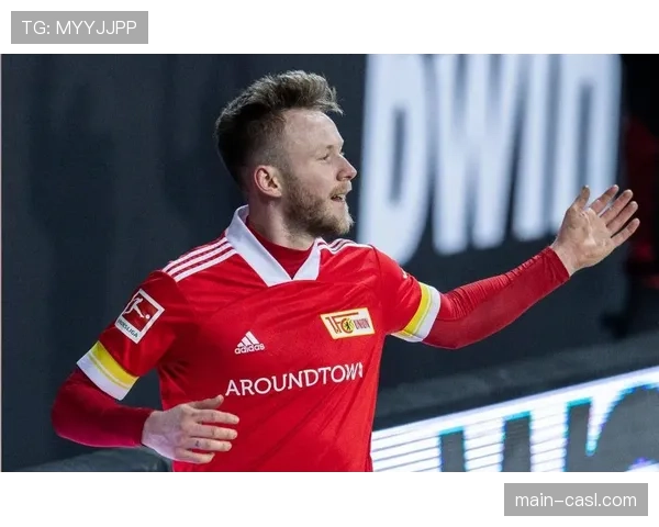 特写：柏林联合老将克诺赫如何成为防线上的“区域指挥官”？